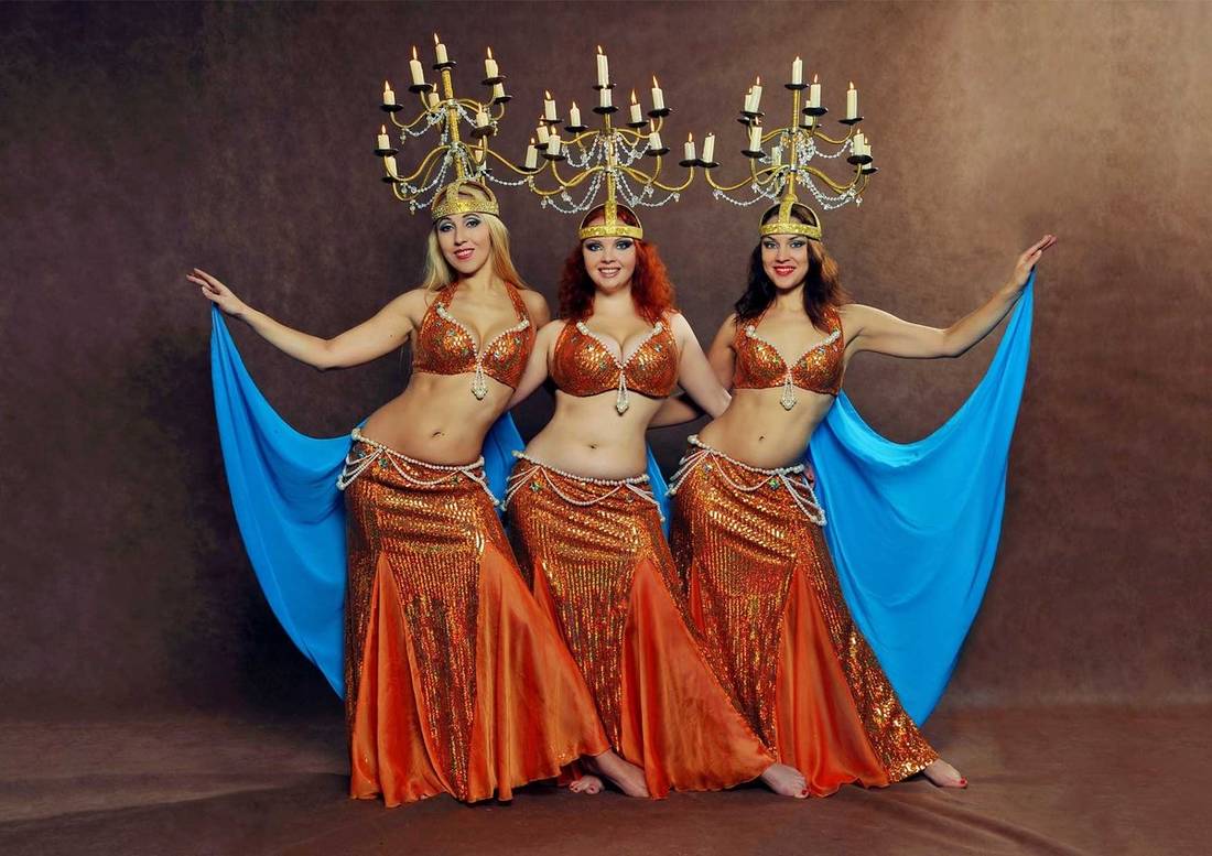 Traditional Dubai Belly Dance Show