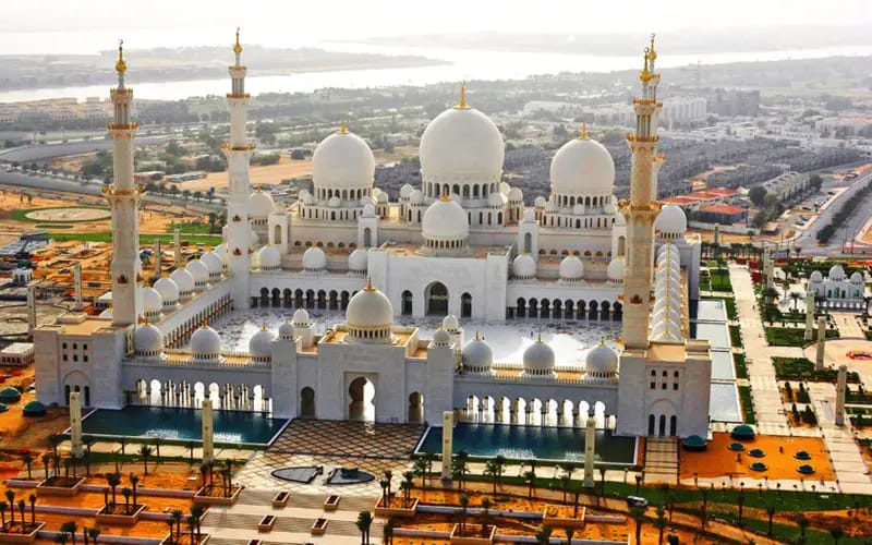 UAE, Abu Dhabi is a cultural and monetary powerhouse appeared for its opulent architecture, together with the Sheikh Zayed Grand Mosque and the Emirates Palace.